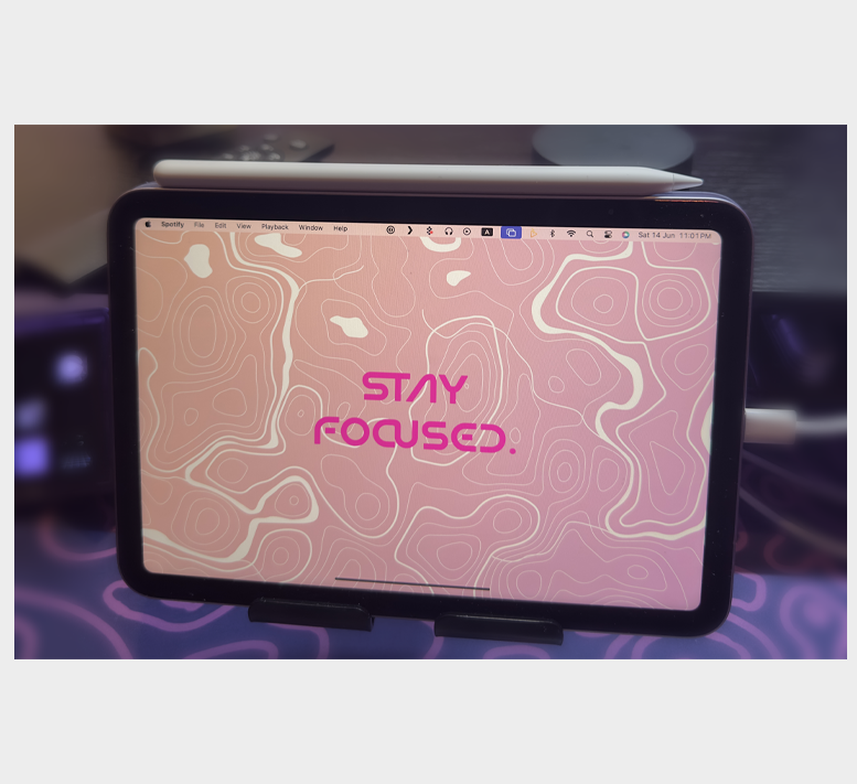MOTIVATIONAL STAY FOCUSED WALLPAPER PACK